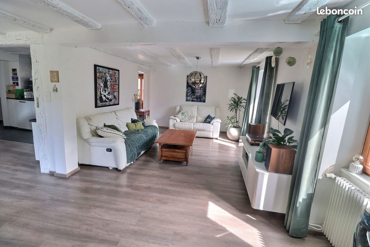 Maison 7 pièces 151 m² · à Wettolsheim · 151 m² · 499 000 €