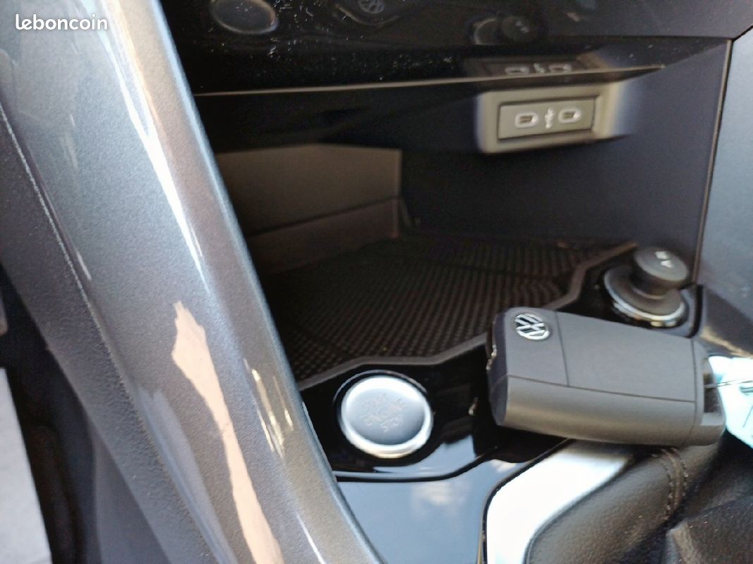 VOLKSWAGEN T-Roc 2.0 TDI 150 Start/Stop DSG7 Style Exclusive (image 25)