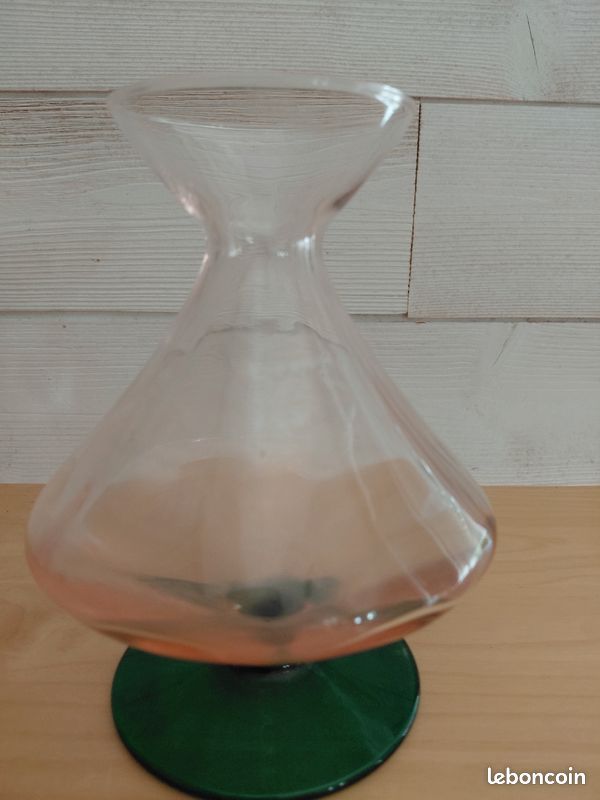 Vase (image 1)