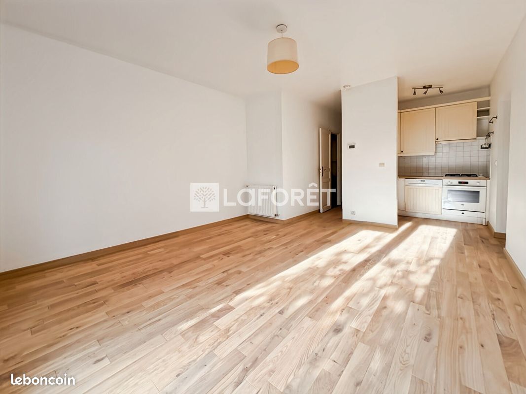 Appartement 3 pièces 53 m² · à Chantilly · 53 m² · 1 194 €/mois
