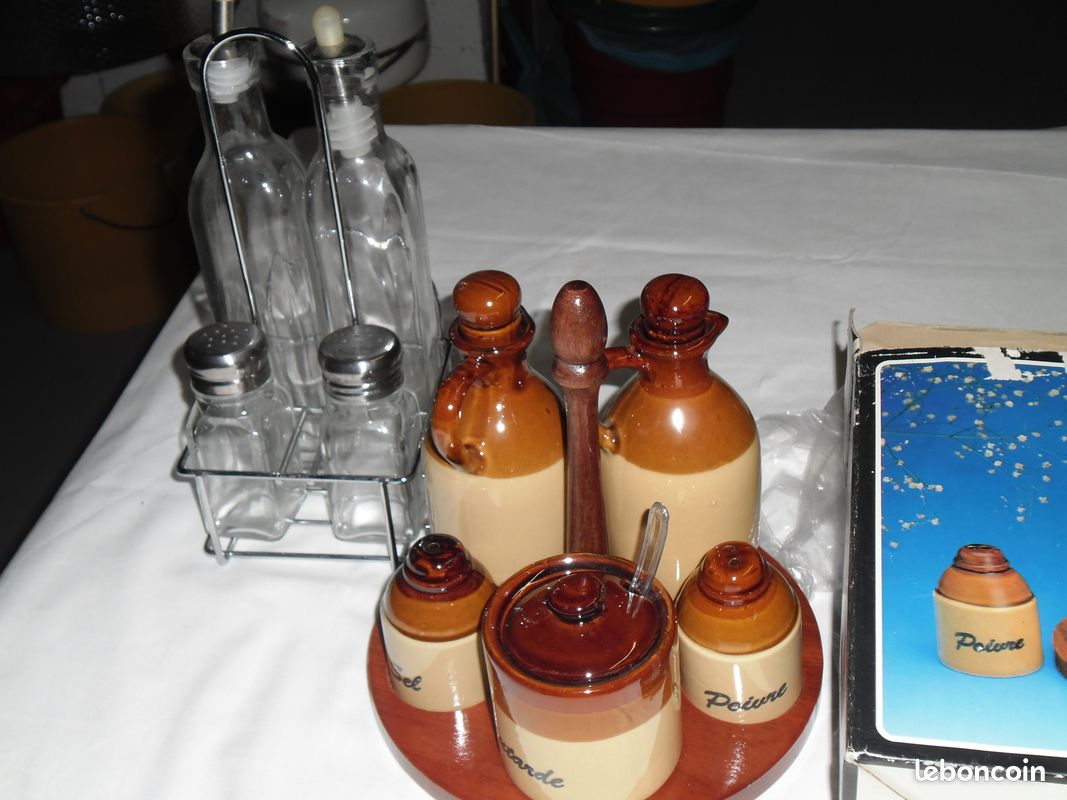 Deux service à condiment différent (image 4)