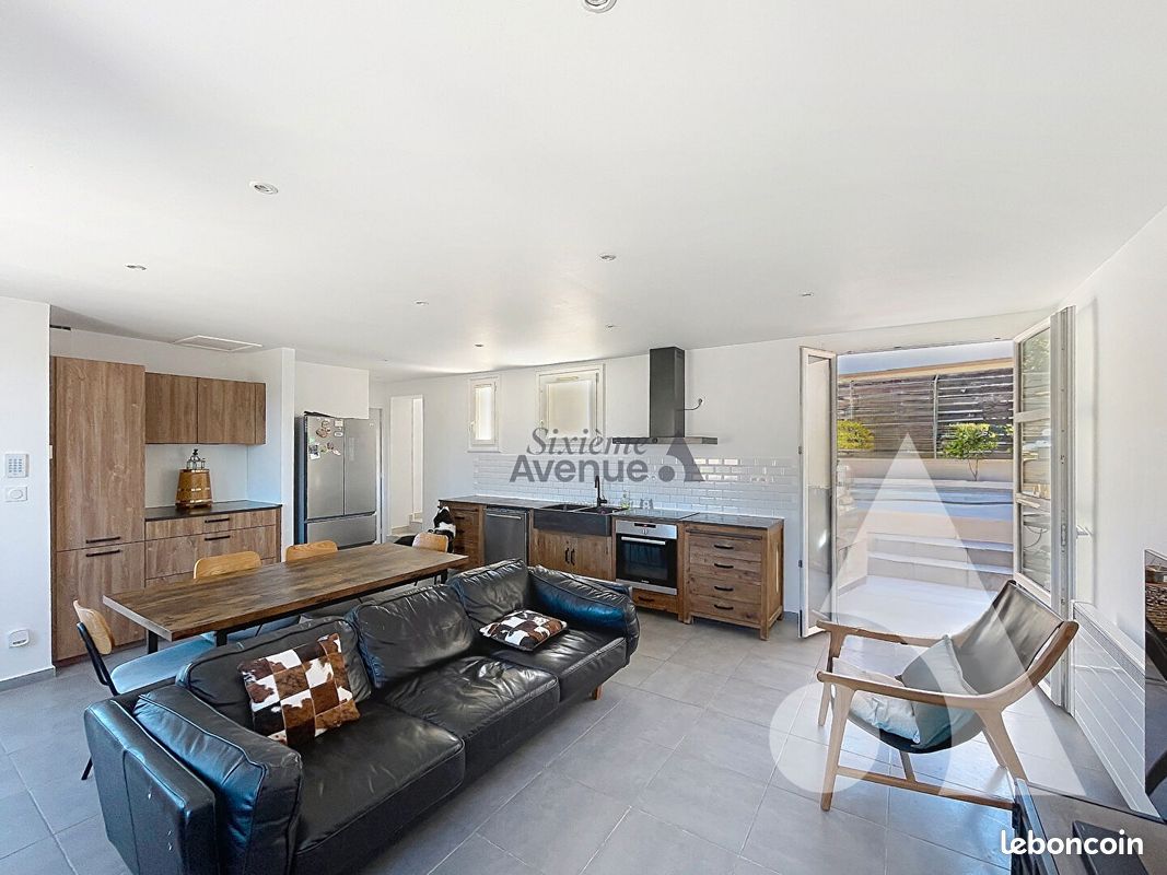 Appartement 3 pièces 70 m² · à Saint-Cyr-sur-Mer · 70 m² · 545 000 €
