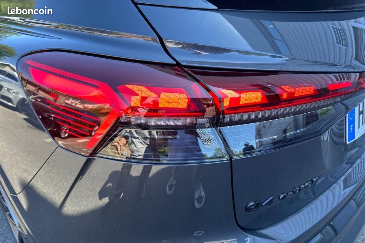 Audi e-tron Q4 SB PERFORMANCE 286 CH (image 26)