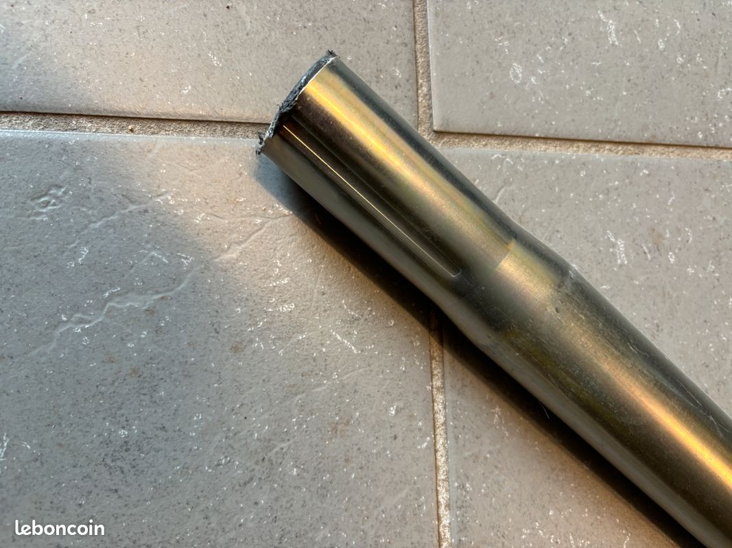 3 tubes diamètre 40 galavanisés (Mats d'antenne TV neufs pour antennes râteaux ou satellite) emboitables longueur 2 mètres (image 3)