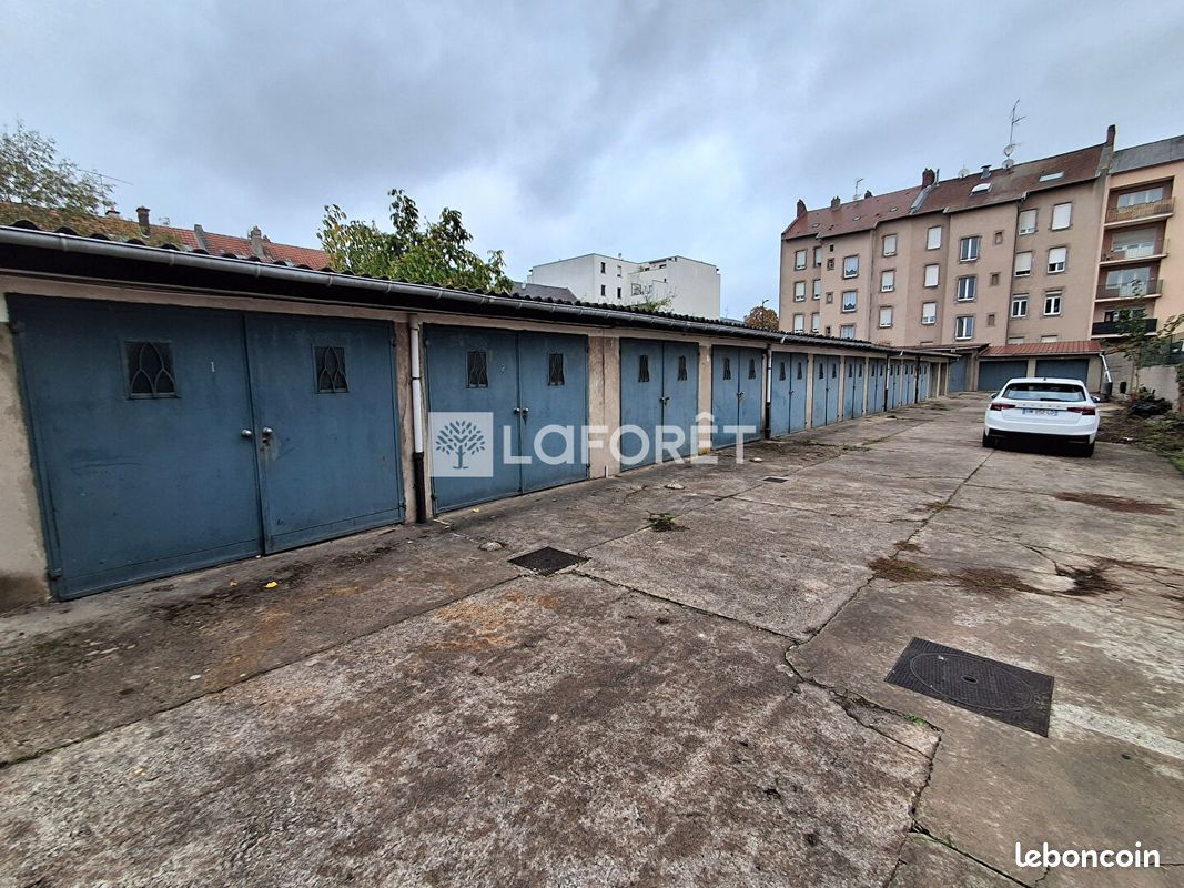 Parking/box 768 m² THIONVILLE · 273 000 €