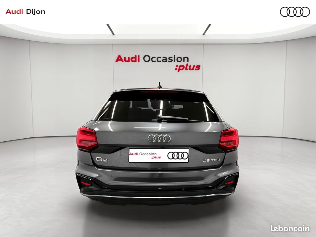AUDI Q2 35 TFSI 150 S tronic 7 S line (image 4)
