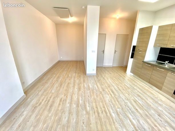 Appartement 1 pièce 31 m² — 2