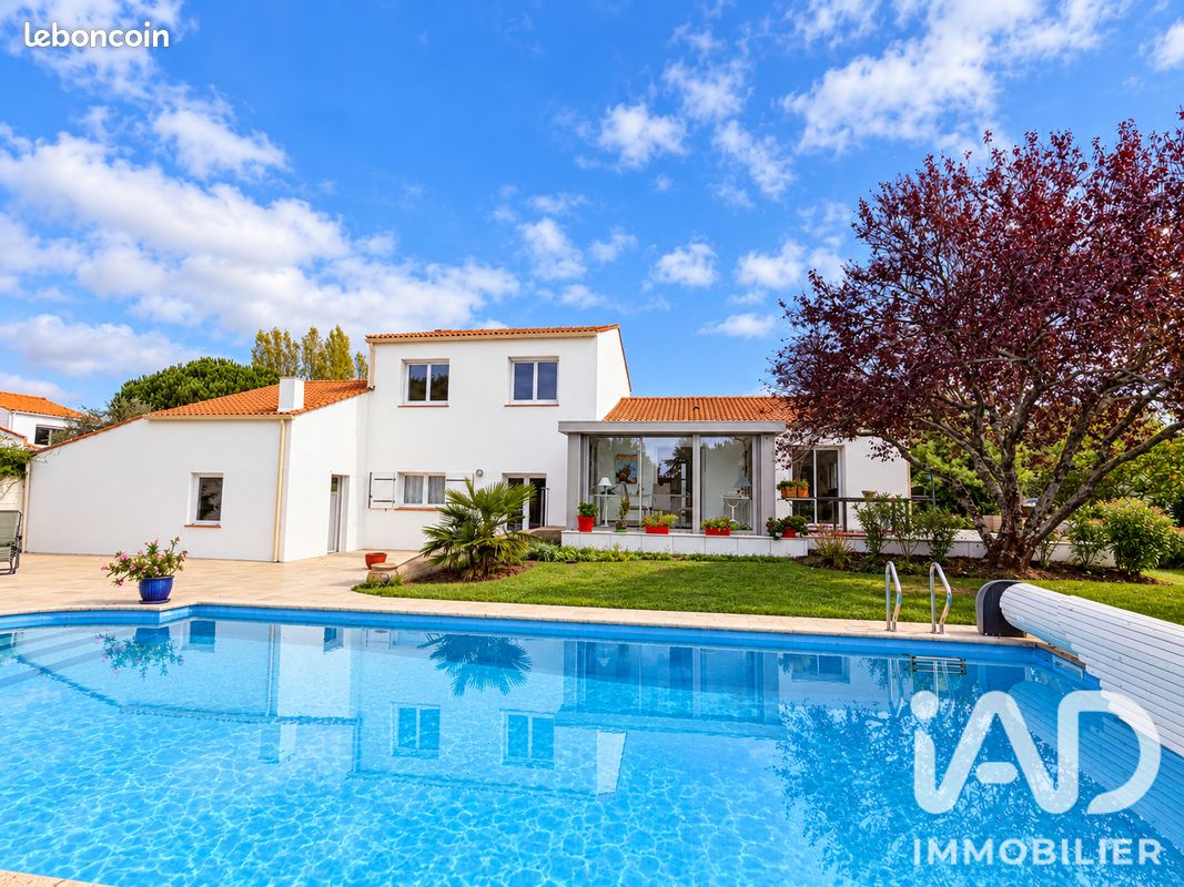 Maison 7 pièces 154 m² · à L'Île-d'Olonne · 154 m² · 495 000 €