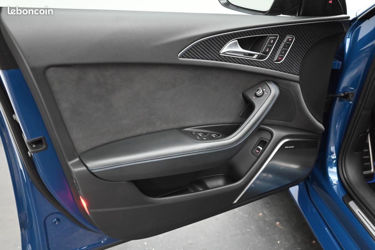 Audi RS6 Avant Performance V8 4.0 TFSI 605 Quattro Tiptronic 8 (image 36)