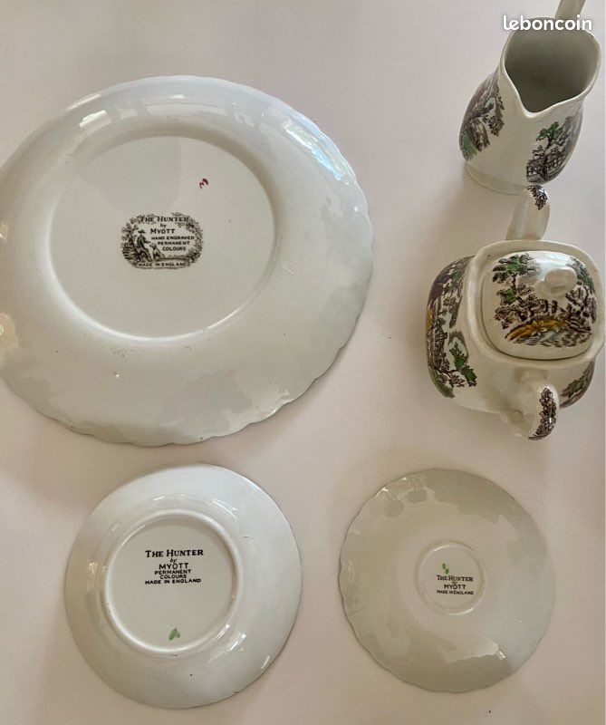 6 Assiettes à dessert Sarreguemines Obernai – H. Loux – Faïence ancienne