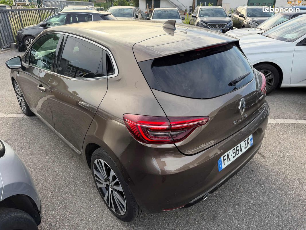 Renault clio 5 1.0 tce 100ch initiale paris fulls options garantie (image 2)