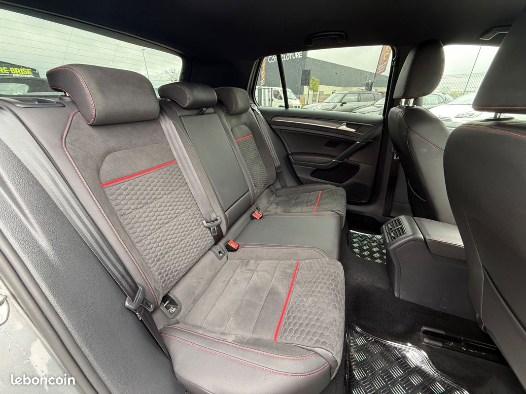 VOLKSWAGEN GOLF GTI 2.0 TSI EVO 245CH PERFORMANCE - CAMERA DE RECUL - REGULATEUR / LIMITEUR - SIEGES CHAUFFANTs (image 13)