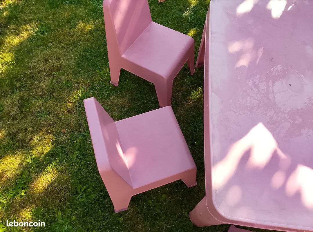 Salon de Jardin Enfants : 1 Table Démontable + 6 Chaises Empilables (image 2)