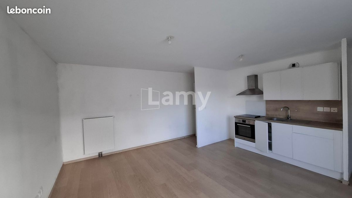 Appartement 4 pièces 74 m² · à Lille · 74 m² · 923 €/mois
