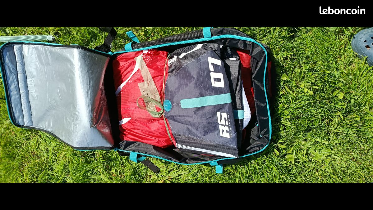 Eleveight RSV10 9 et 7 RS V10 kitesurf + barre vary offerte (image 16)