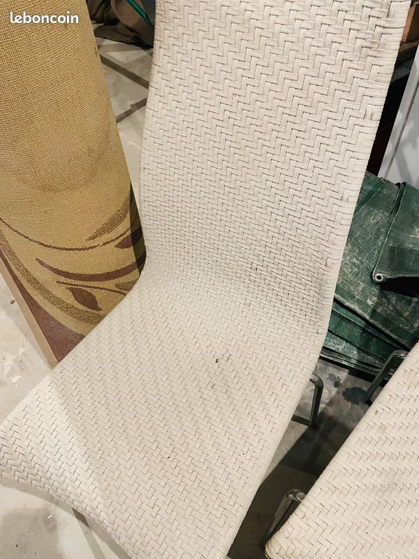 Chaises (image 2)