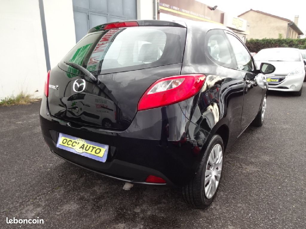 Mazda 2 1.4L MZ-CD 70cv Elégance (image 6)