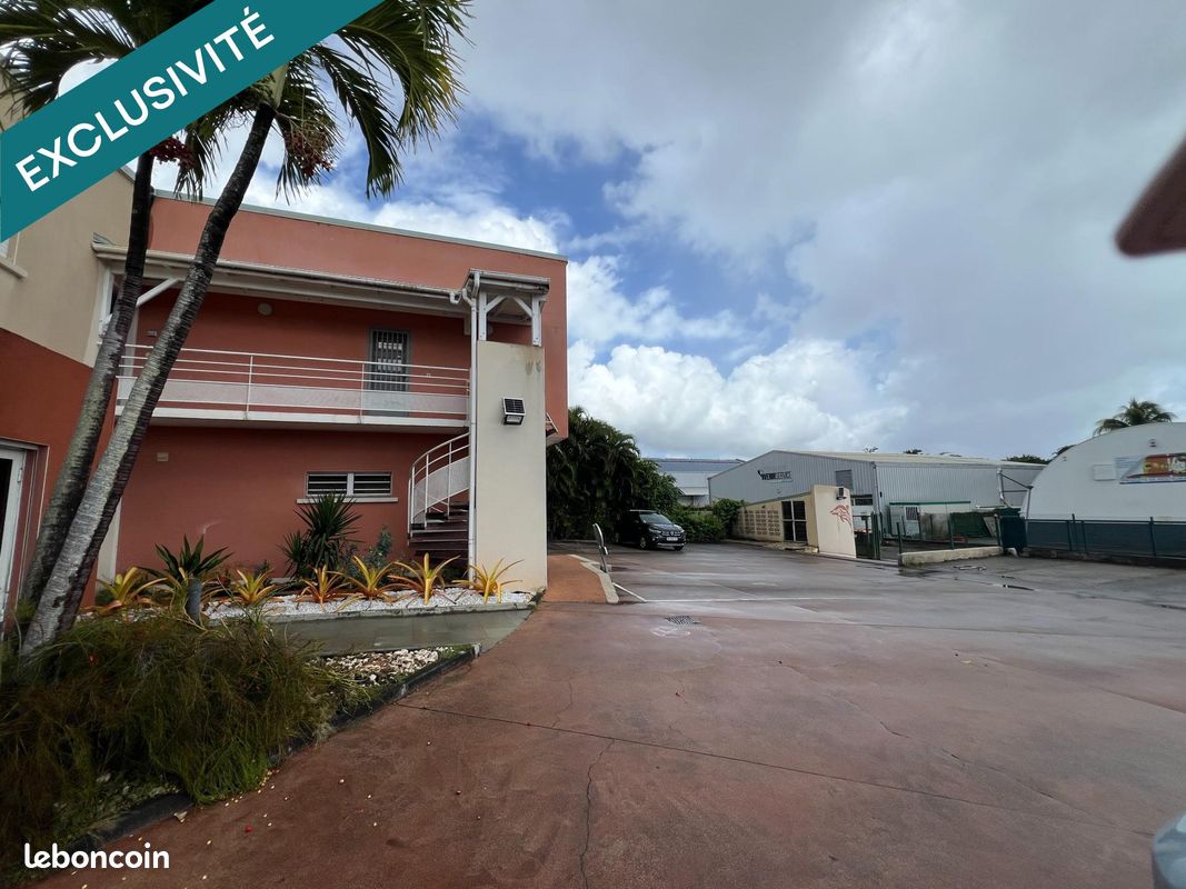 Bureaux 40 m² BAIE-MAHAULT (image 1)
