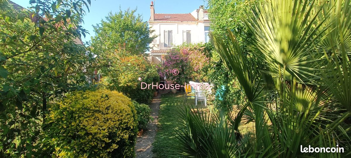 Maison 5 pièces 160 m² · à Bergerac · 160 m² · 245 000 €