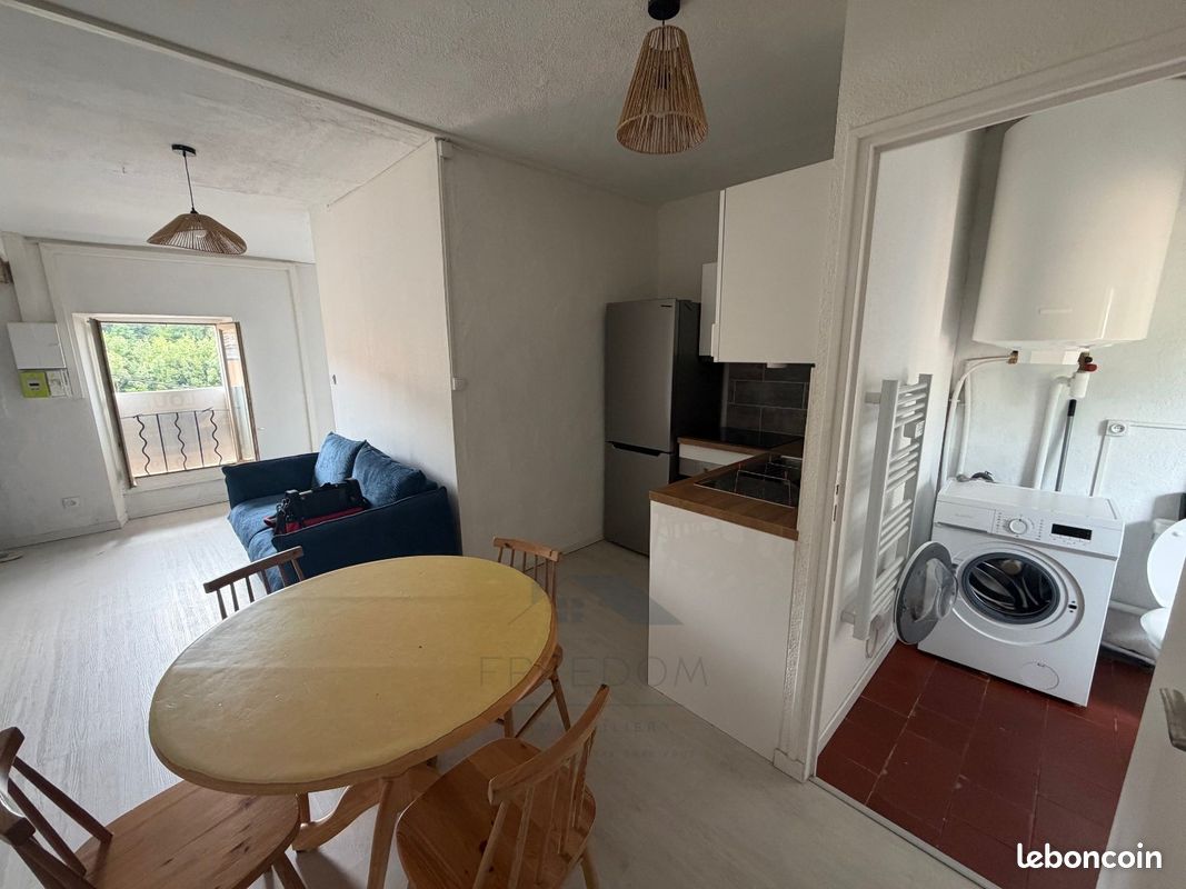 Appartement 3 pièces 45 m² · à Bédarieux · 45 m² · 530 €/mois