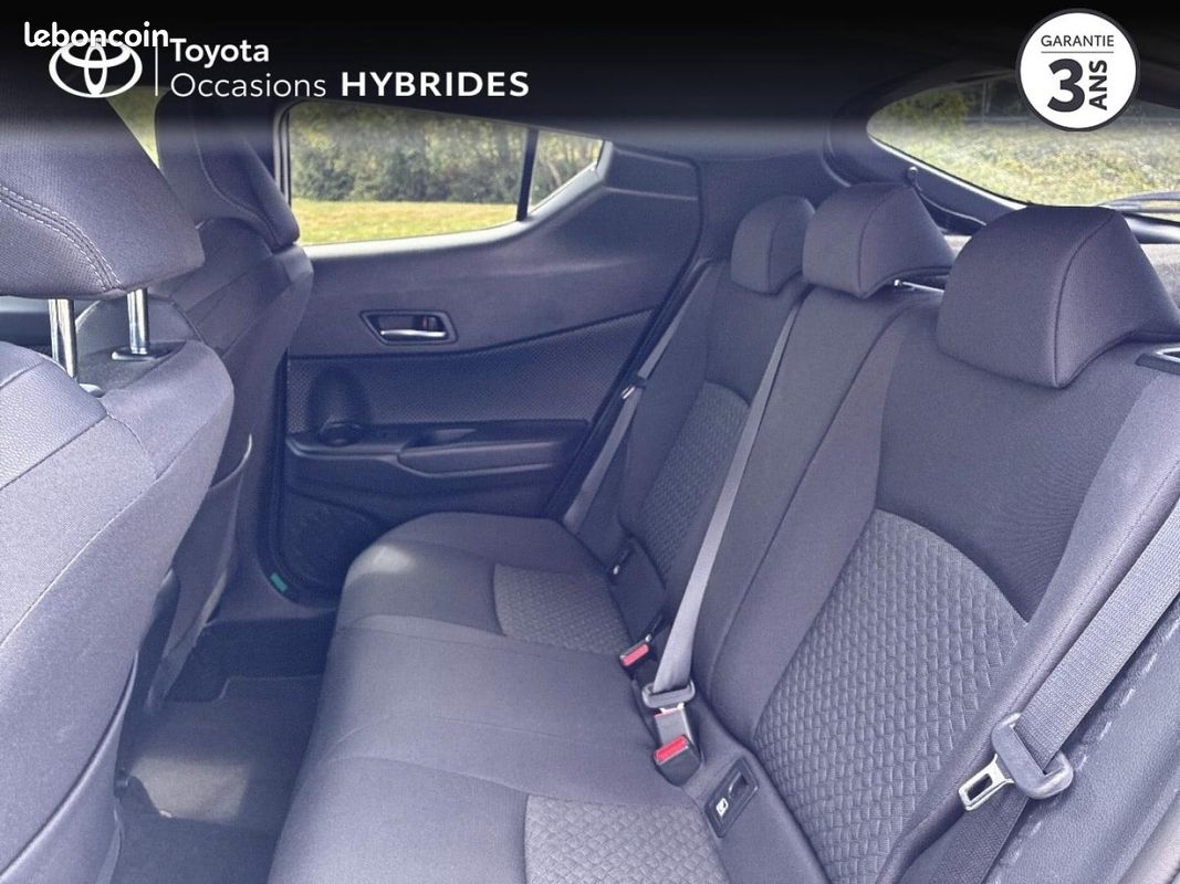 Toyota C-HR 2.0 Hybride 184ch Design Ultimate E-CVT (image 35)