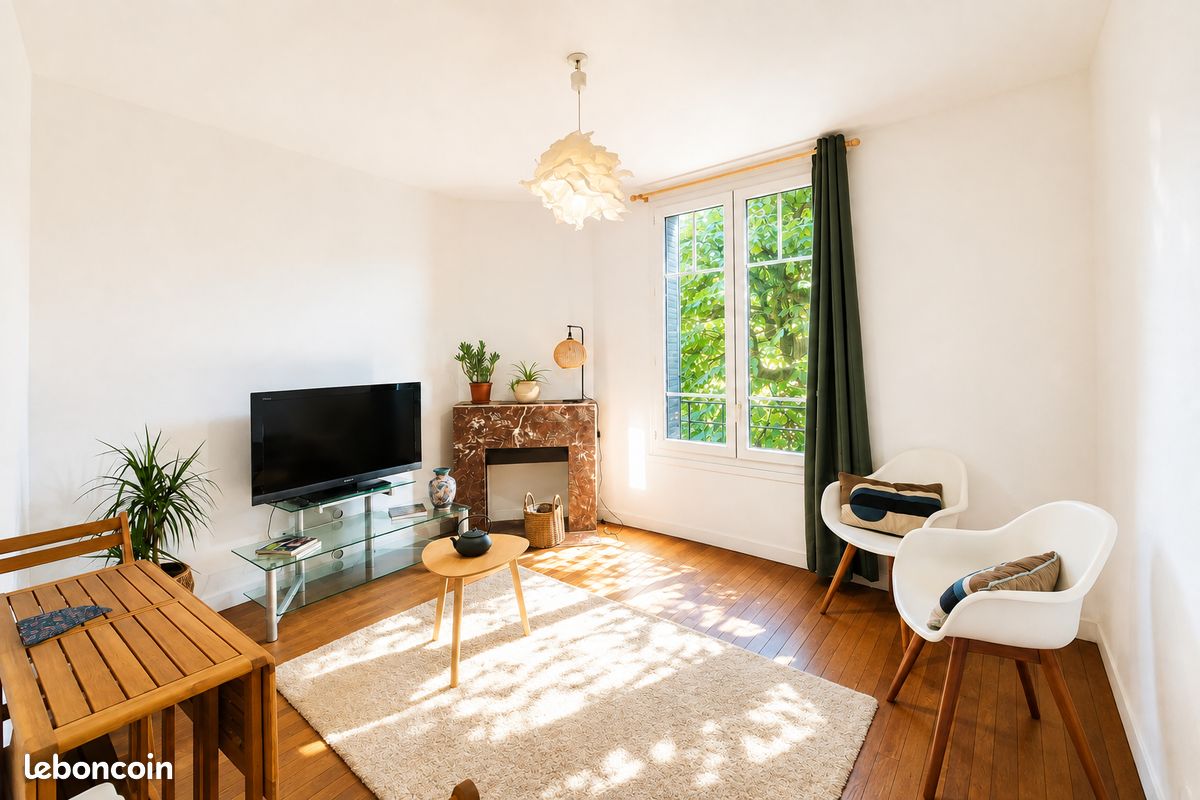 Appartement 1 pièce 25 m² · à Châtillon · 25 m² · 980 €