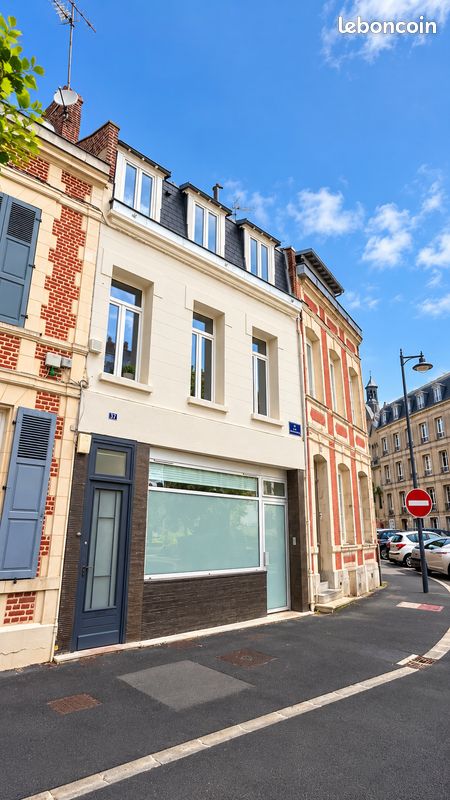 Appartement 3 pièces 100 m² · à Saint-Quentin · 100 m² · 900 €/mois