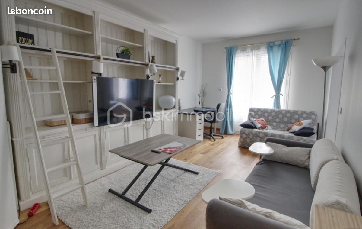 Appartement 2 pièces 44 m² · à Paris · 44 m² · 378 000 €