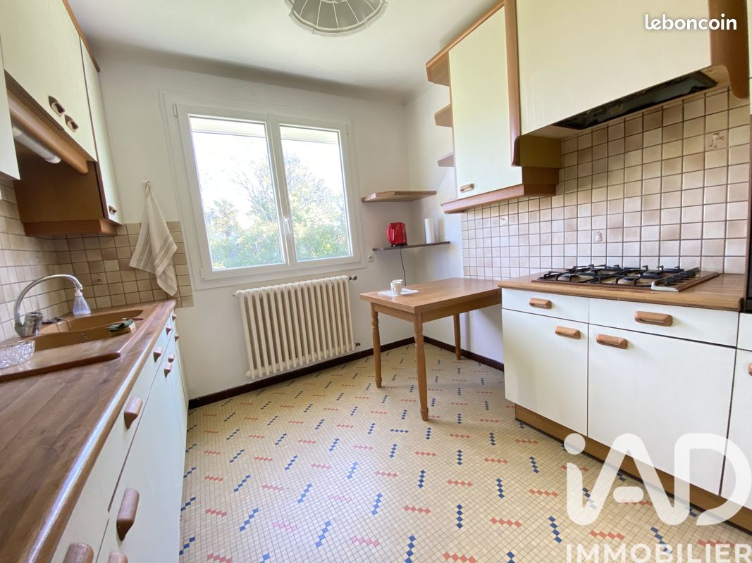 Maison 5 pièces 95 m² · à Saint-Sébastien-sur-Loire · 95 m² · 380 000 €