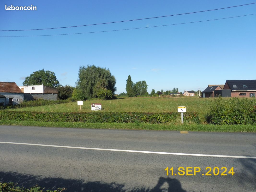 Terrain constructible 1 parcelle · à La Couture · 85 000 €