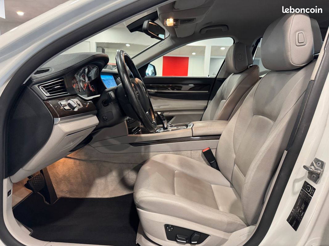 BMW 750Li F02 4.4 V8 407ch BVA6 (image 3)