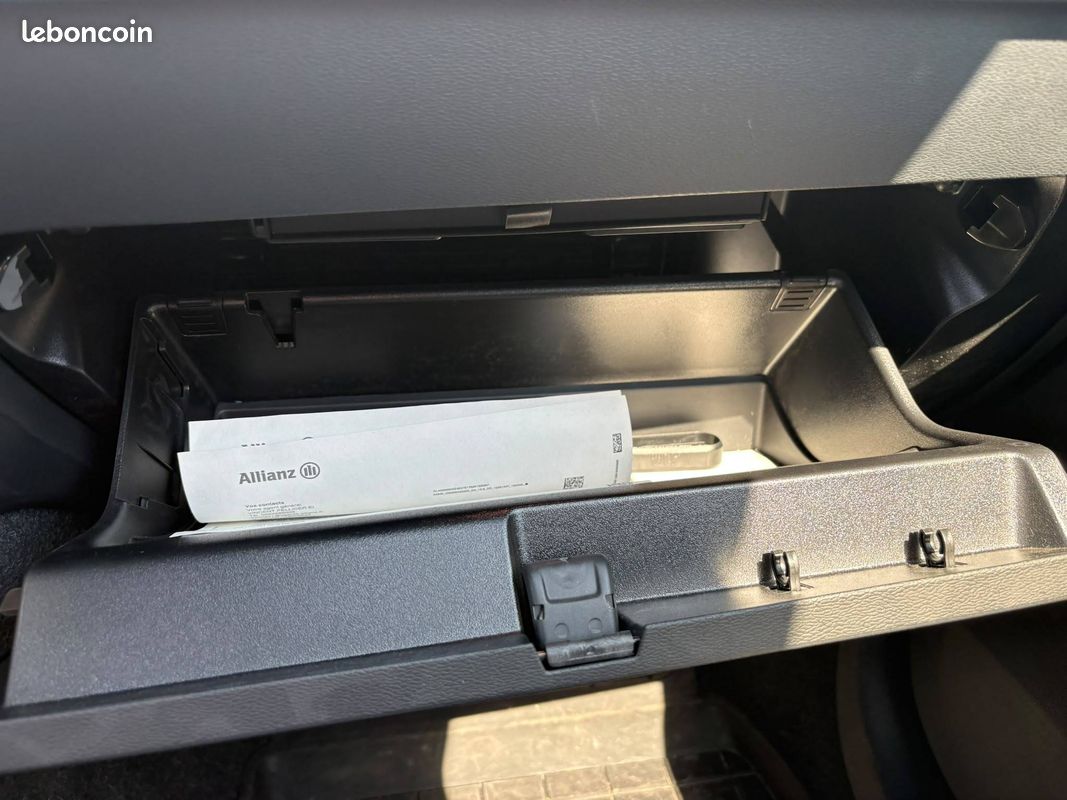VOLVO XC40 T5 Recharge 180+82 ch DCT7 Ultimate (image 31)