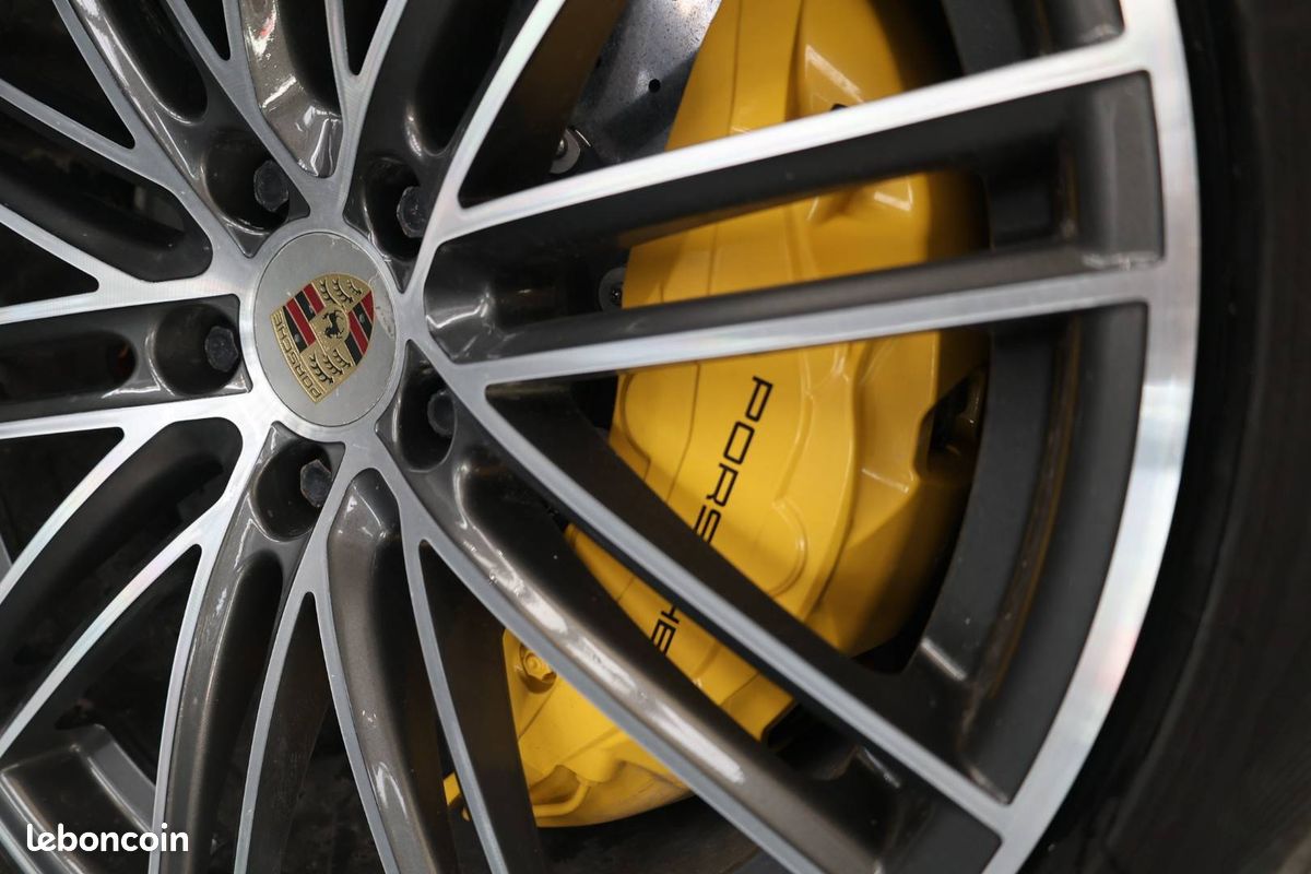 PORSCHE Cayenne Coupe E-Hybrid 4.0 V8 680 ch Tiptronic BVA Turbo S (image 37)