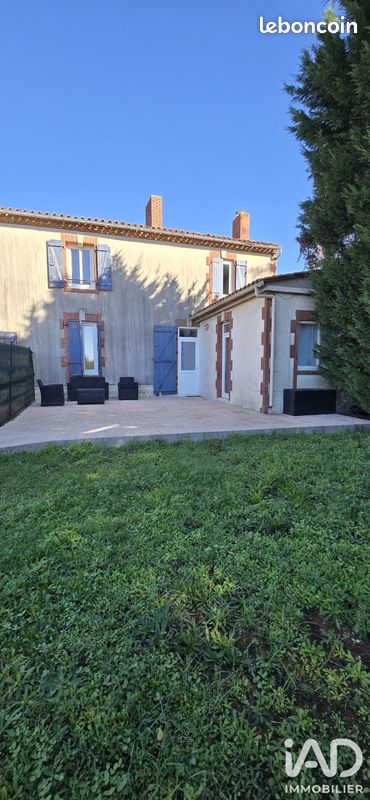 Maison 9 pièces 245 m² · à Saint-Martin-des-Fontaines · 245 m² · 289 500 €