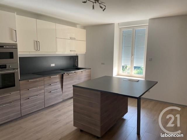 Appartement 3 pièces 87 m² · à Verdun · 87 m² · 670 €