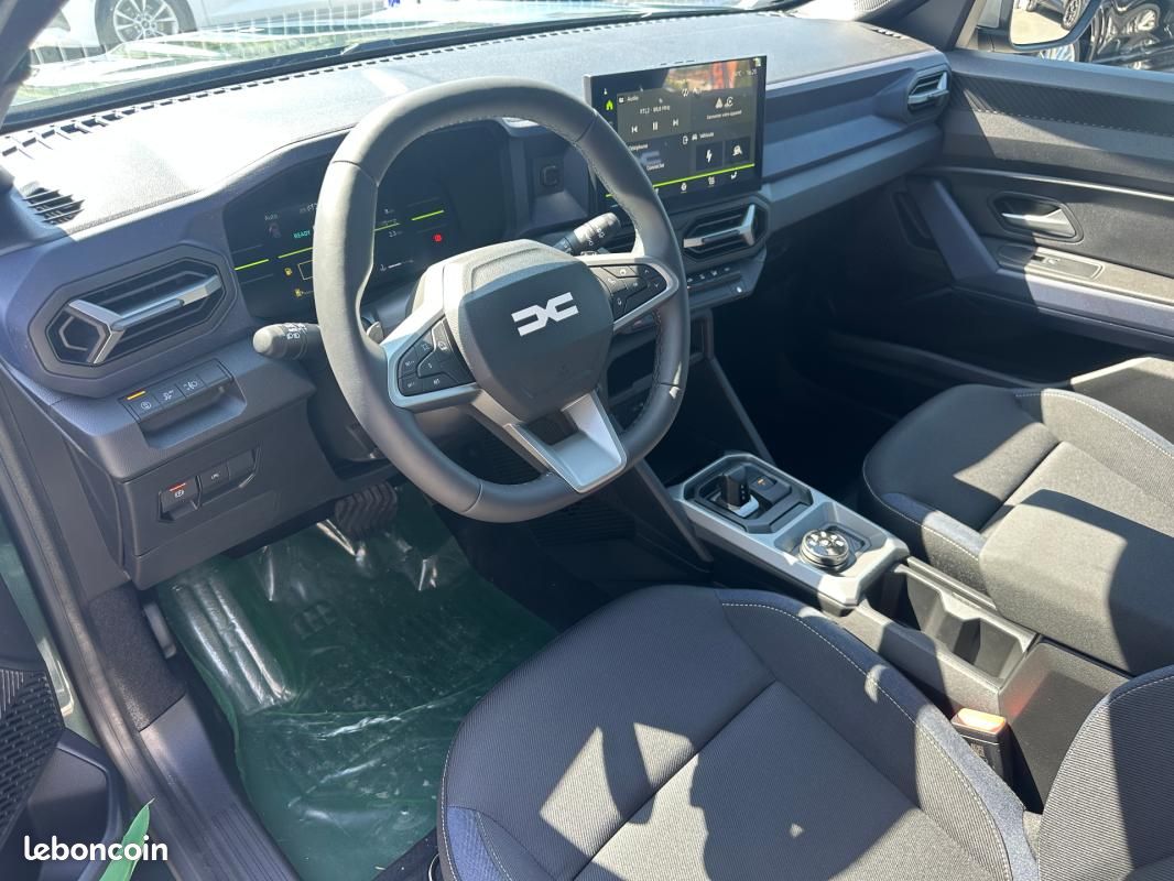 Dacia Duster Hybrid-G 150 4x4 Expression (image 9)