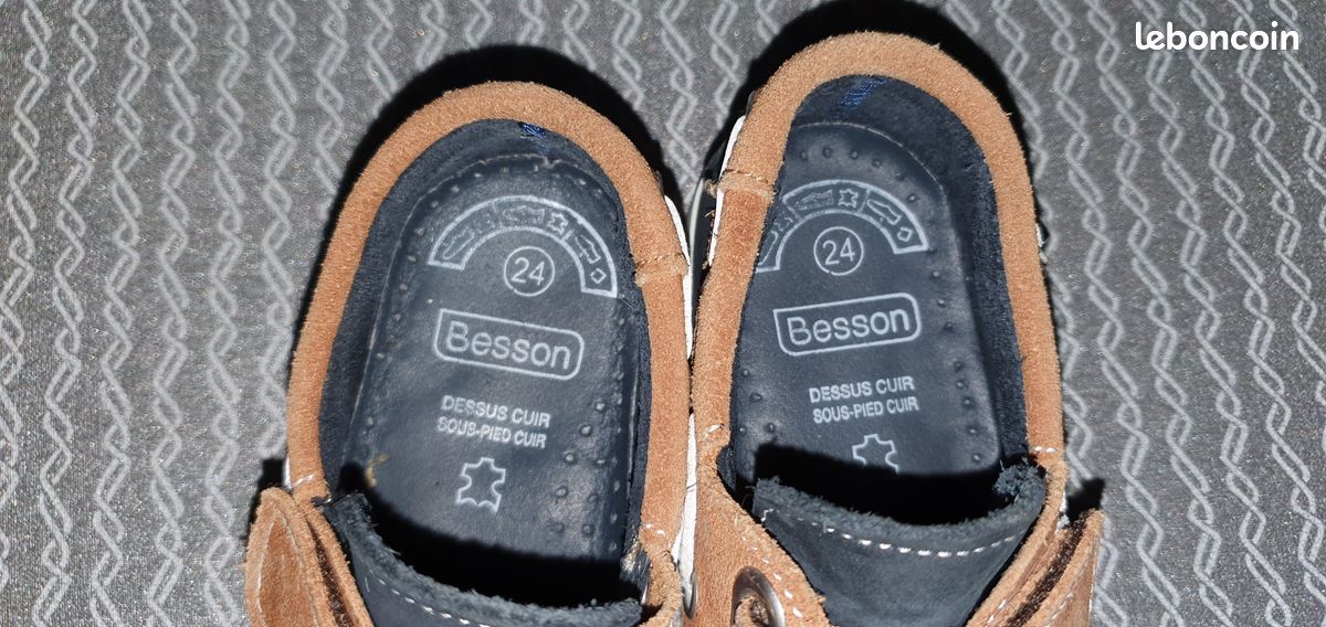 Chaussures garçon pointure 24 (image 4)