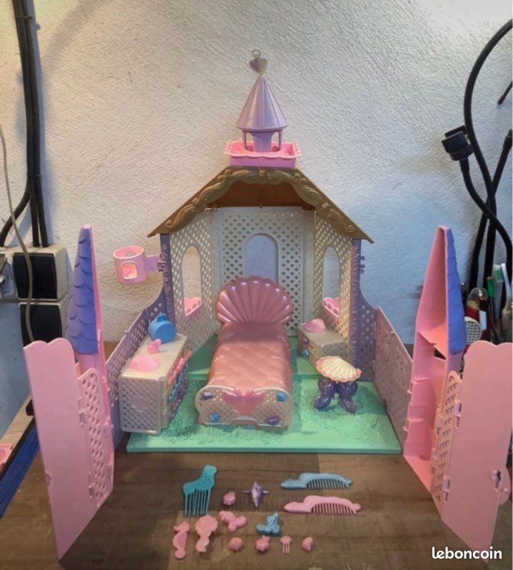 Chateau Dame Boucleline Mattel 1996 - Jeux & Jouets