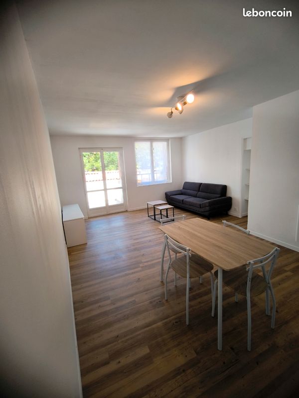 Appartement 3 pièces 95 m² · à Carcassonne · 95 m² · 750 €/mois