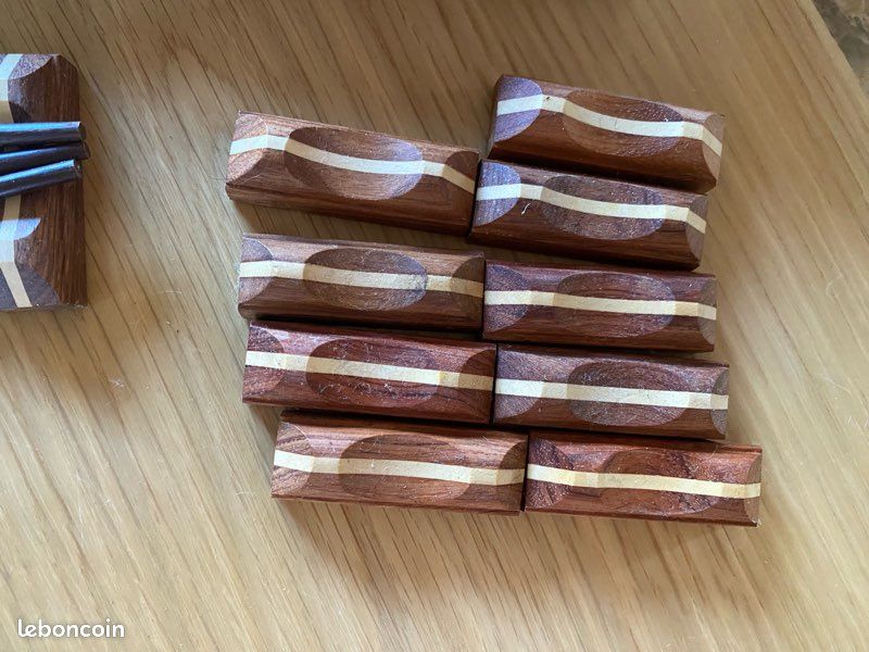 Coffret Vietnamien 10 Paires De Baguettes + 10 Repose-baguettes – Bois Et Nacre