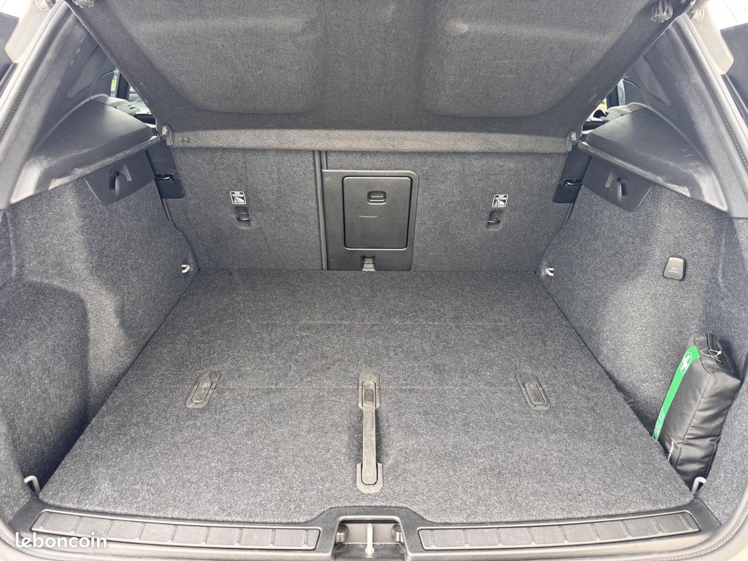 VOLVO XC40 B3 163 ch DCT7 Ultra (image 6)