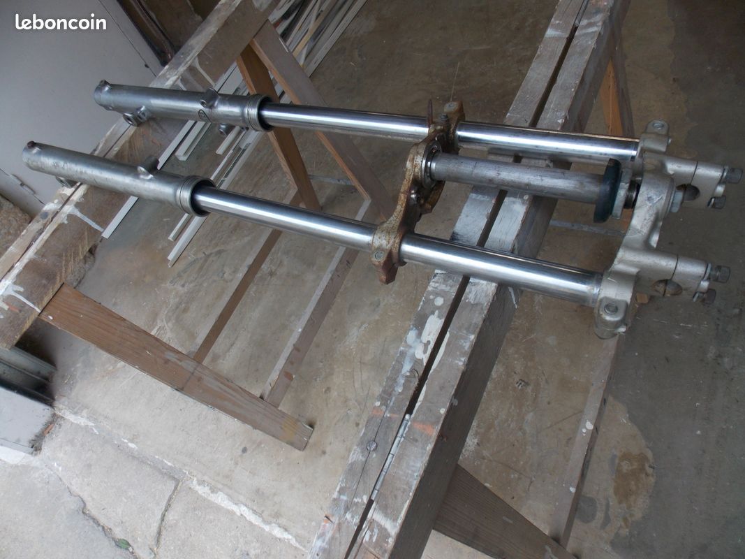 Fourche suzuki ts 80 (image 2)