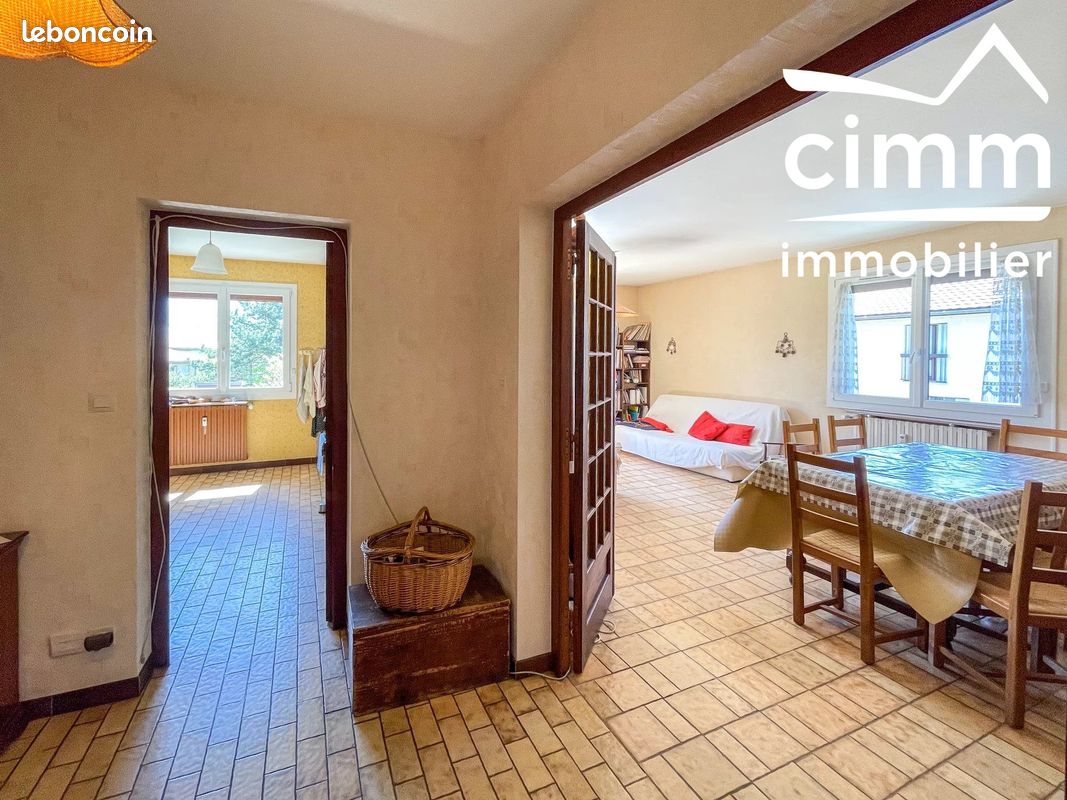 Appartement 4 pièces 98 m² · à Crolles · 98 m² · 260 000 €