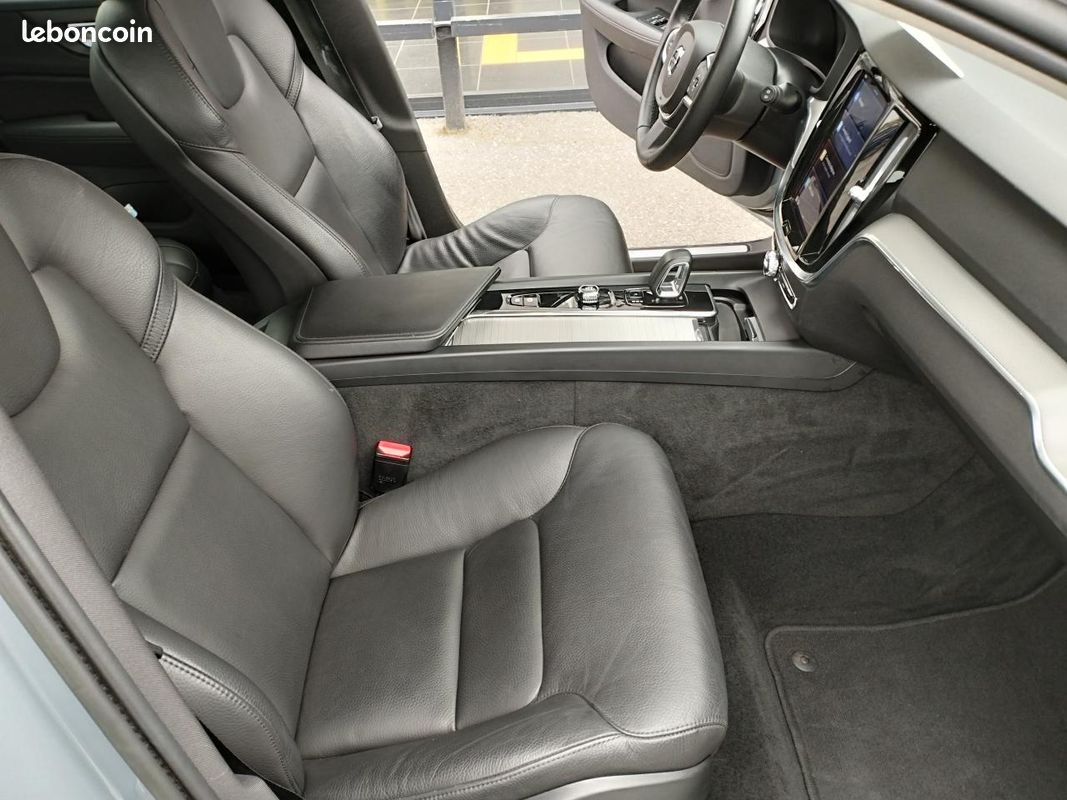 VOLVO V60 B4 Micro-Hybride Diesel - 197 - BVA Geartronic 2018 BREAK Start (image 22)