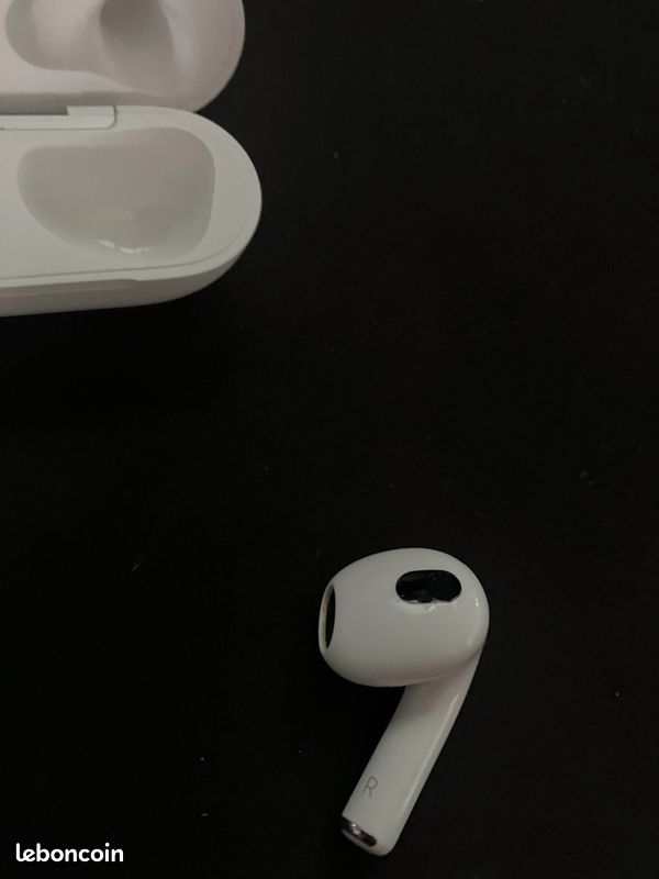 Airpod 3 (image 7)