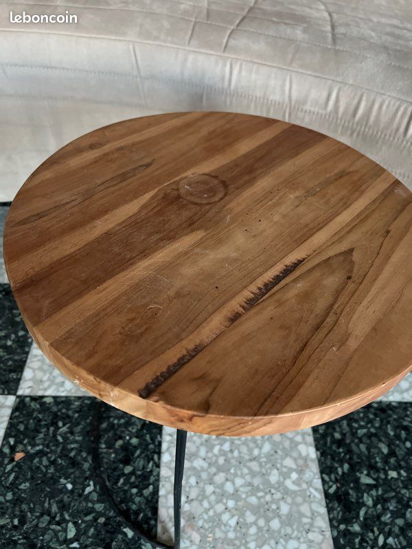 Table (image 2)