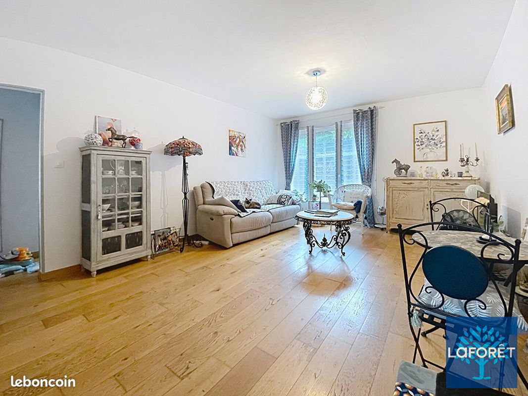 Appartement 3 pièces 70 m² · à Bernay · 70 m² · 144 000 €