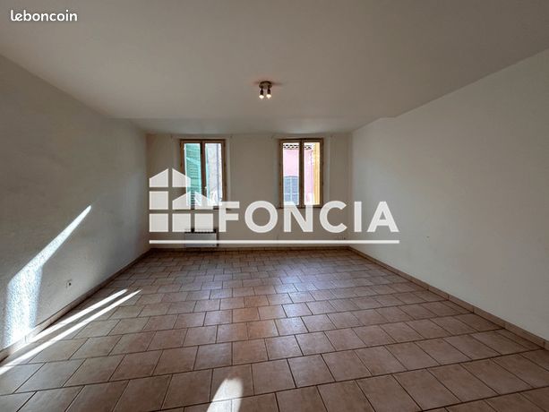 Studio 1 pièce 33 m²