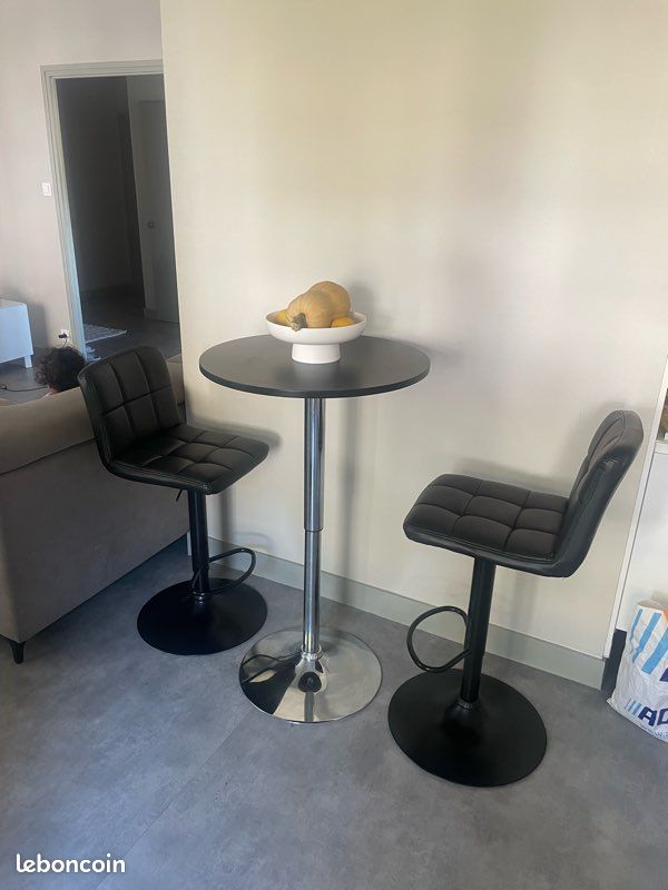 Table et chaise de bar (image 4)