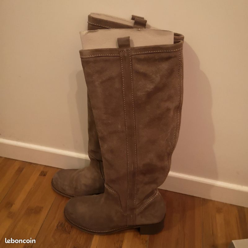 Bottes taille 37 (image 2)